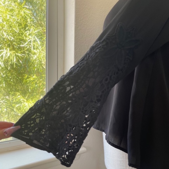 Monteau | Black V-Neck Blouse with Lace Sleeves Elegant Long Sleeve Top, Size S - Picture 1 of 8